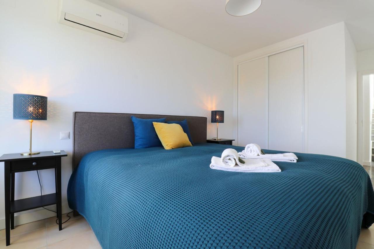 Lovelystay - Divine 3Bdr Duplex House W/ Pool & Garden Patroves Buitenkant foto